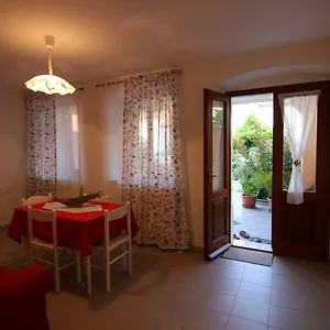 Appartamento App With A Lovely Patio, Mali Lošinj
